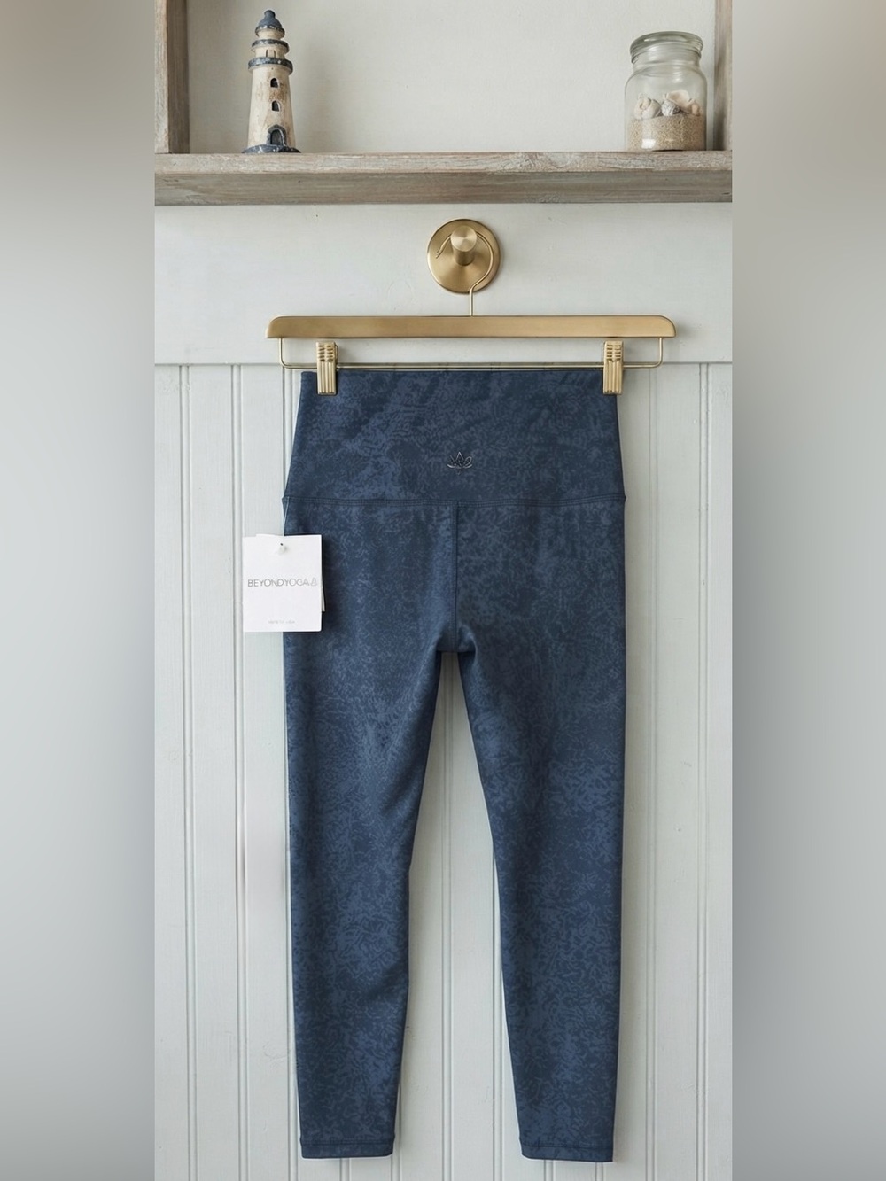 NWT Beyond Yoga Large Lux High Waisted Midi Legging Speckle Blue NWT